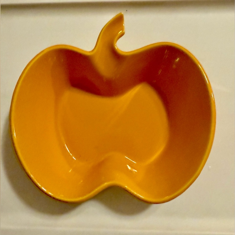 Chantal Pumpkin Ramekin Stoneware Bowl 2 cup Bake Freeze.